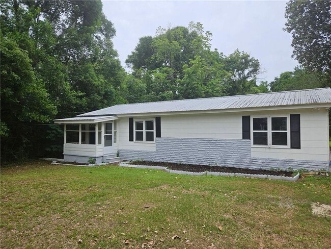 Building Photo - 5855 Andrew Rd