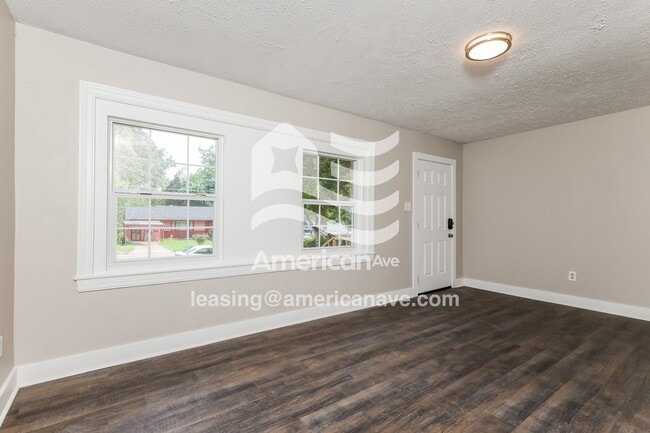 Photo - 214 Wilshire Ave