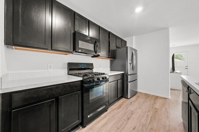 Photo - 18107 Rockvine Dr