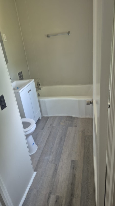 Photo - 4745 Blythin Rd