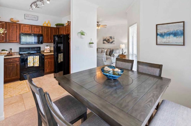 Photo - Open, Light, Inviting Unit BELL2