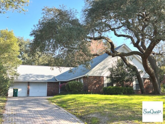 Charming brick home on an oversized lot wi... - Charming brick home on an oversized lot wi...