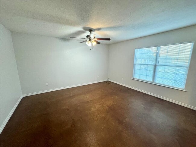 Photo - 709 San Saba St