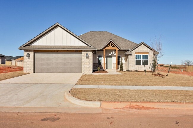 Building Photo - Newer home Available Noble OK