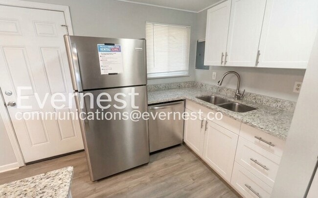 Photo - 1423 Marty Dr