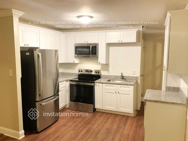 Photo - 1627 Wildwood Rd NE