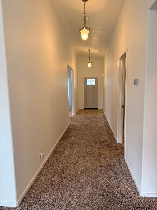 Photo - Beautiful Home in Montrose Community!