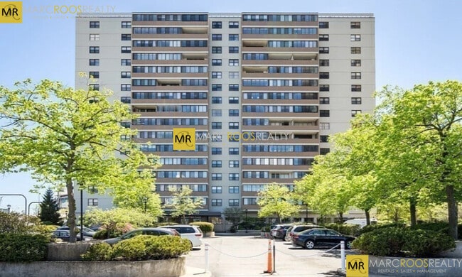 Building Photo - 6 Whittier Pl Unit #8M Rental