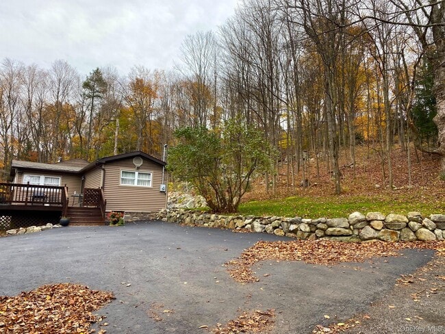 Photo - 18 Ashlee Meadow Rd