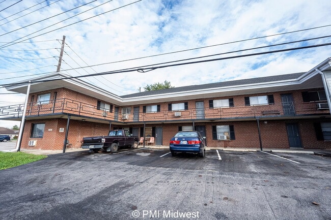Photo - "Charming 2-Bedroom Apartment in Avon - Co... Unit 12