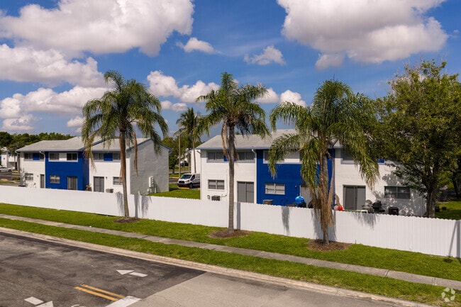 Spinnaker Landing Apartments