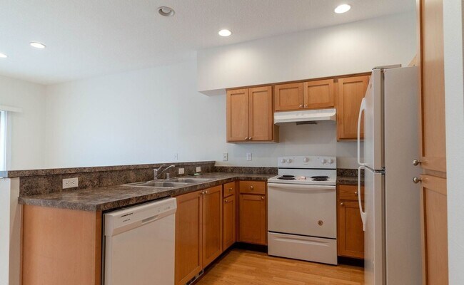 Photo - 8109 NE 36th Ct