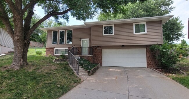 5208 Ascot Cir