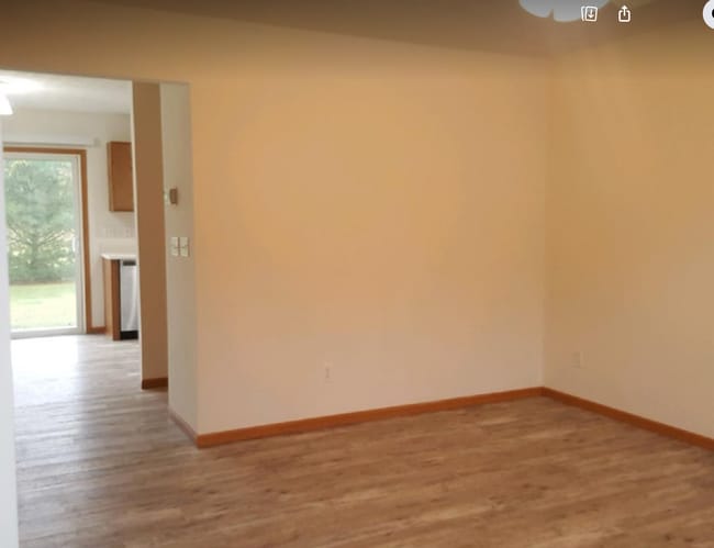 Photo - 56 Sunset Rd N Unit Sunset Road North Ontario