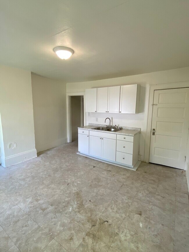 Photo - 1002 S Fountain Ave Apartment Unit 1002 1/2