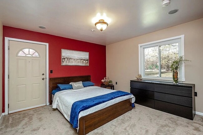Photo - 37820 Dardanella St