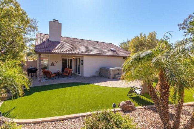 Photo - 5250 E Greenway Cir