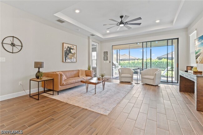 Photo - 15197 Sacile St