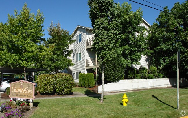 Photo - Chancellor Apartments