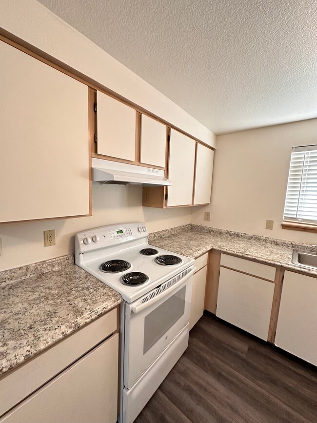 kitchen - Willow Creek