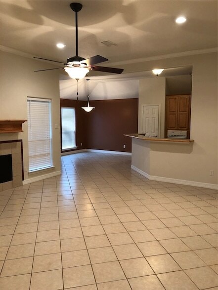 Photo - 13322 Colton Ln