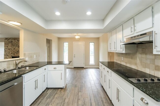 Photo - 2133 Running Branch Rd