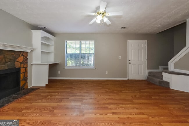 Photo - 70 Summer Ln