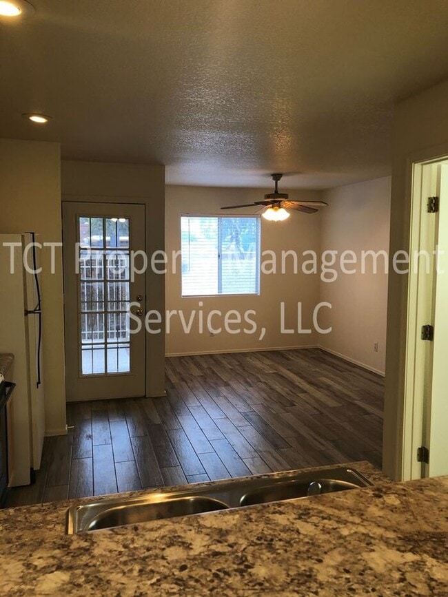 Photo - Cute 2 bedroom Town-home in Mesa!