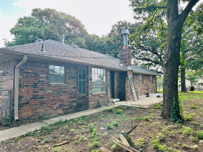 Photo - 107 Clador Dr