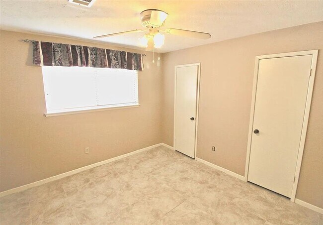 Photo - 2835 Cotton Stock Dr