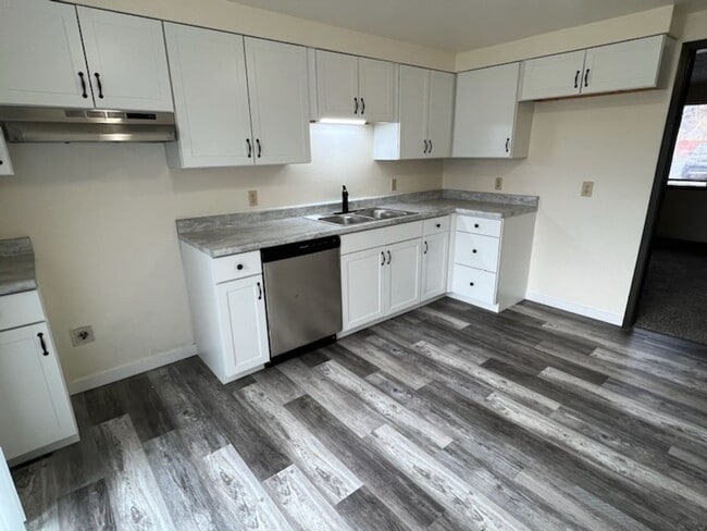 Photo - 306 2nd St SE Unit 1