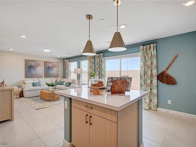 Photo - 909 Cadence Vw Wy