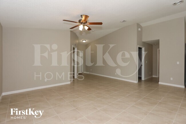 Photo - 843 SW Andrew Rd