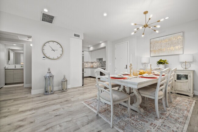 Photo - 5820 La Mirada Ave