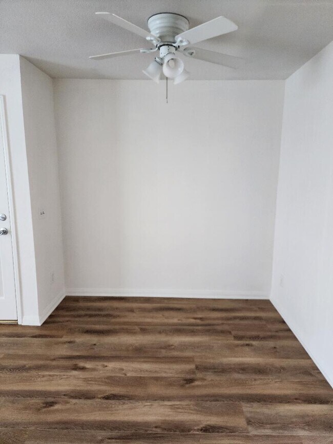 Dining area - Apollo Apartments