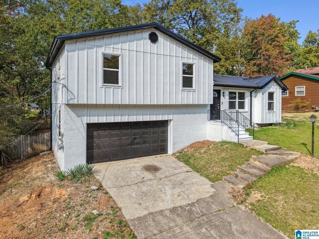 Photo - 1404 4th Pl NW