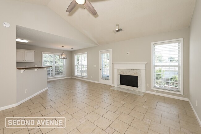 Photo - 130 Shenandoah Dr