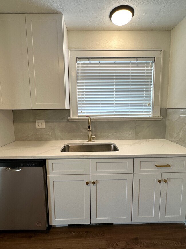 Photo - 7310 Lindell Blvd Unidad 2