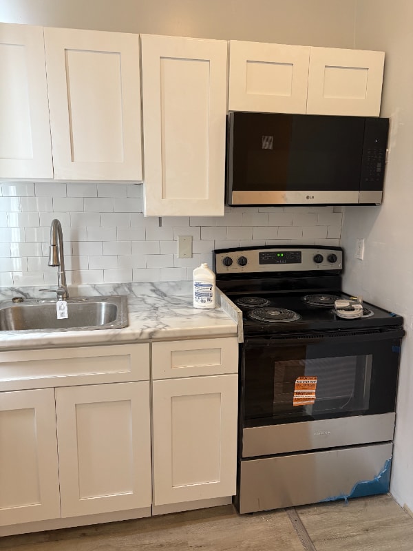 Building Photo - 817 S 59th St