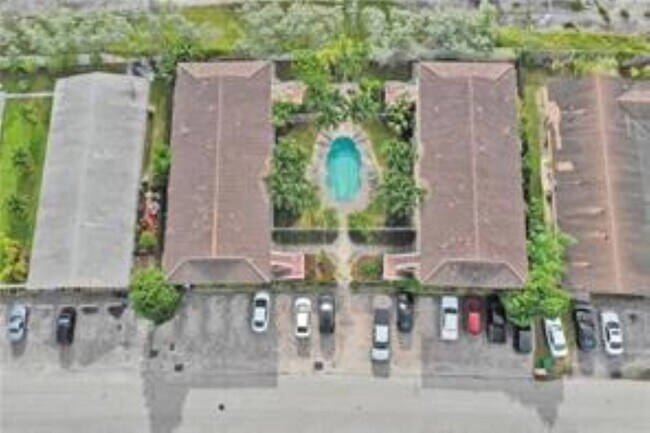 Building Photo - 1424 Holly Heights Dr Unit 5