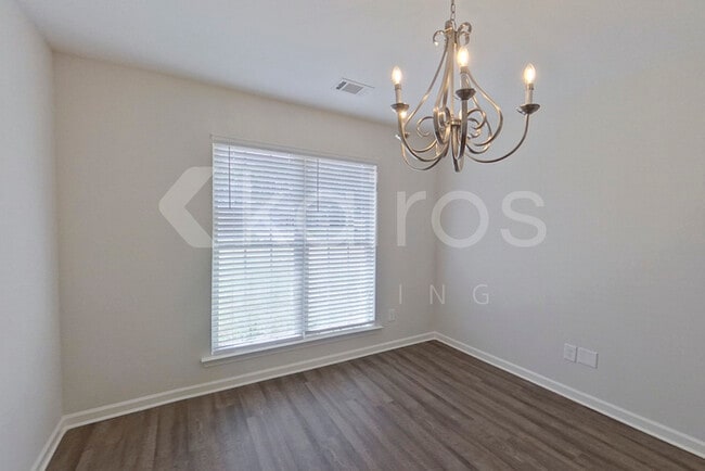 Photo - 1883 Landing Pl