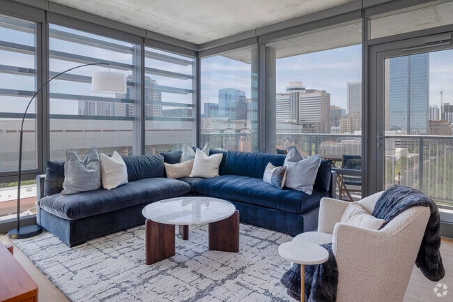2BR, 2BA - 1,143SF - Living Room