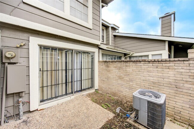 Photo - 6376 Peacock Hills Dr