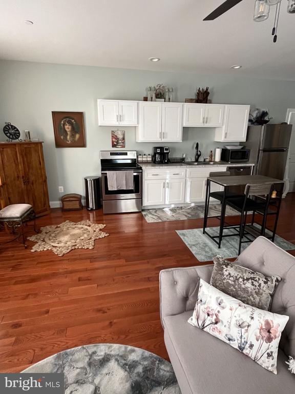 Photo - 23930 Brickhouse Farm Ln