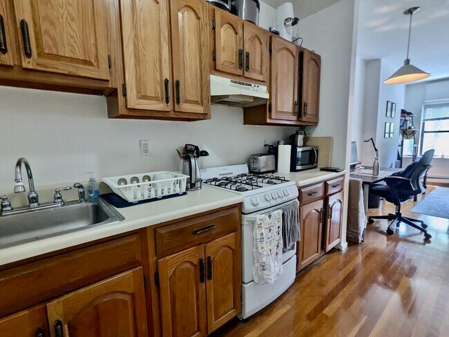 Photo - 374 2nd St Unit 4