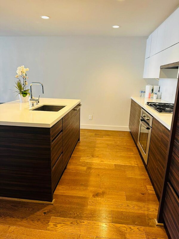 Photo - 588 Bell St Unidad 809s