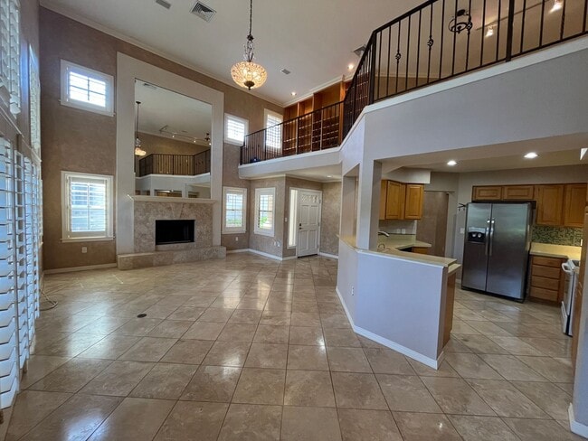 Photo - Hampton Court (Mililani Mauka) - Must see!!  3 bedrooms, central A/C, large 1745 sf, 2 story