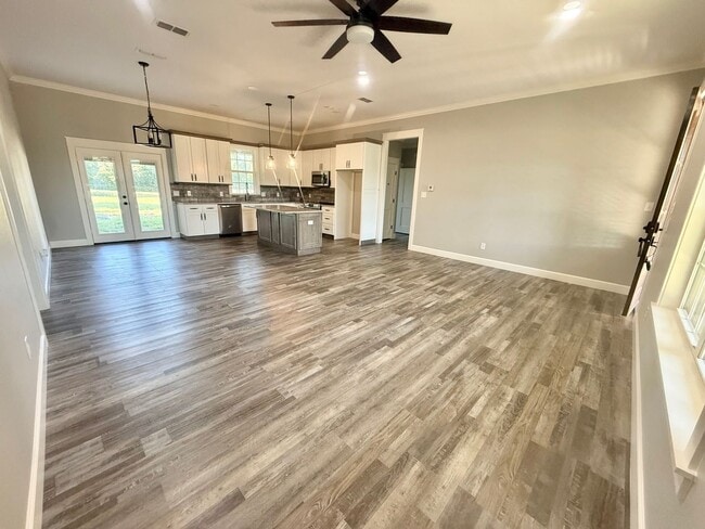 Photo - Modern 3-bed/2-bath!