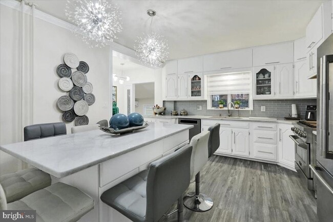 Photo - 405 Reading Ave