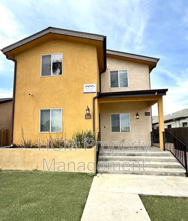 Photo - 645 E 78th St Unidad #645 Rental